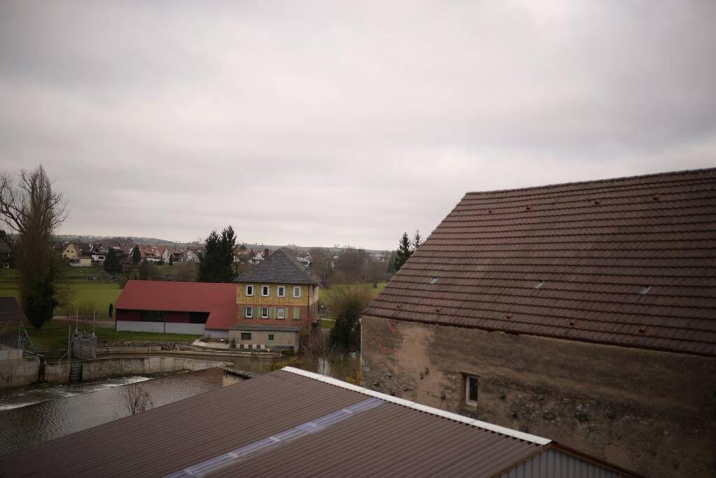 1 Zimmer Wohnung Dg Mit Klimaanlage Und Kleinen Balkon Oedheim Exterior photo
